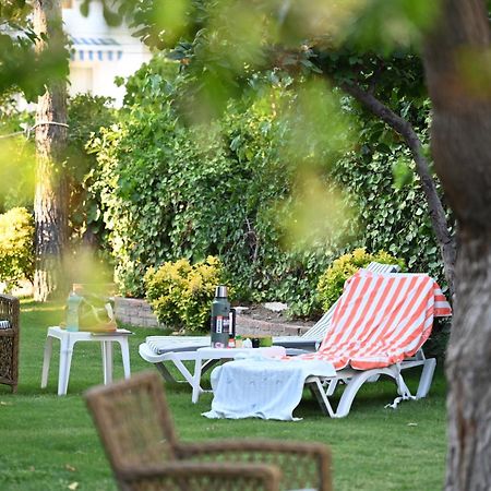 Cunda Deniz Hotel Айвалык Экстерьер фото